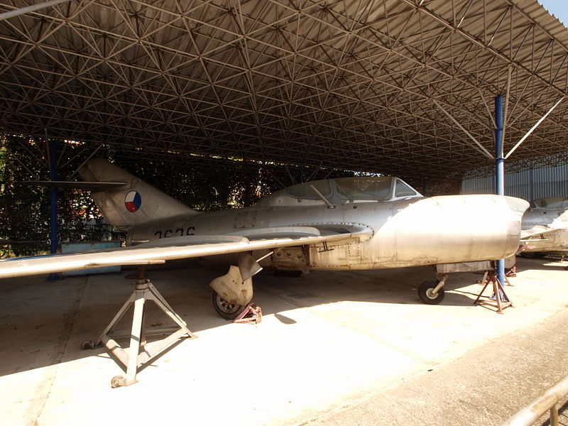 MiG-15UTI-P Midget tchécoslovaque