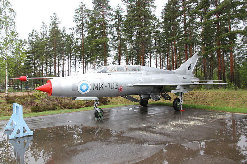 Mikoyan-Gourevitch MiG-21U finlandais