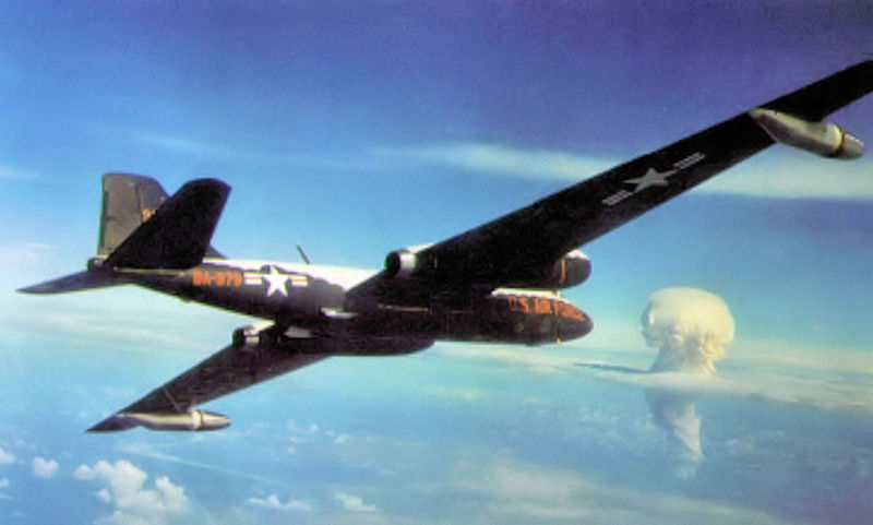 Martin RB-57D Night Intruder de l'USAF en vol