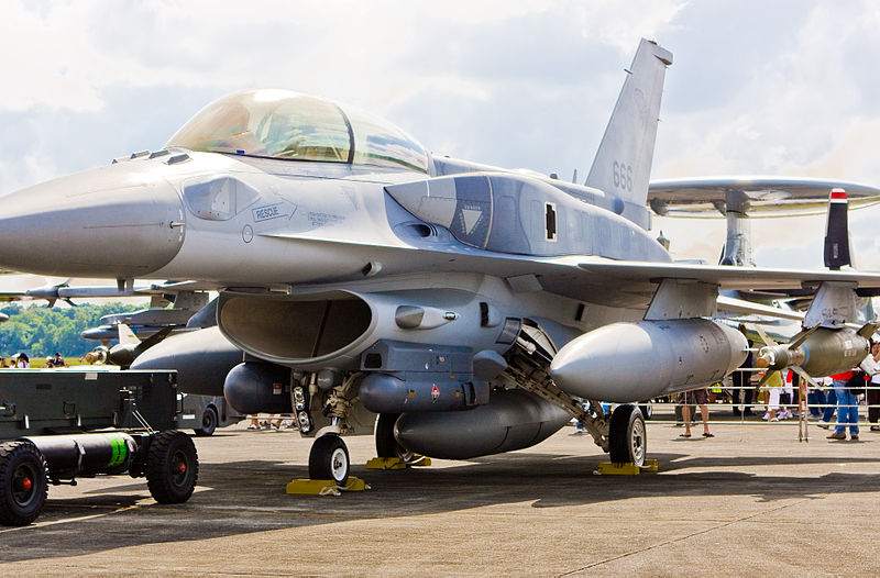 Lockheed-Martin F-16D Block 52+ singapourien