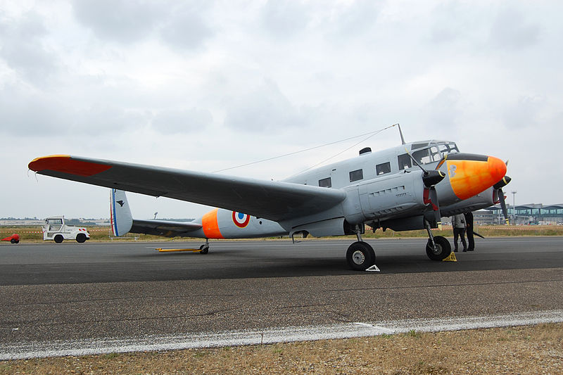 Siebel Si 204 (NC.702) français vu de l'avant