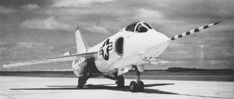 Grumman F-11 Tiger - Prototype XF9F-9 au sol