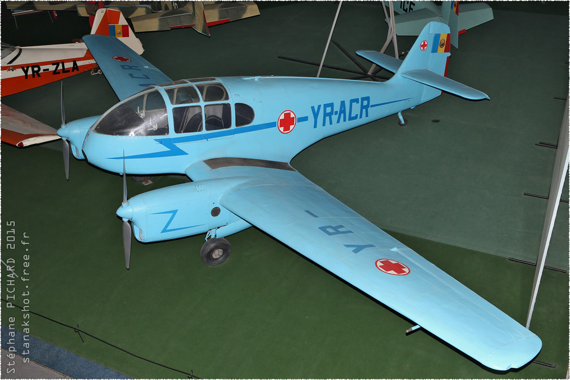 Aero Ae-45 roumain par Stanak