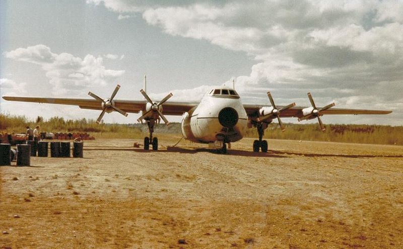 Armstrong Whithworth Argosy 650 de front