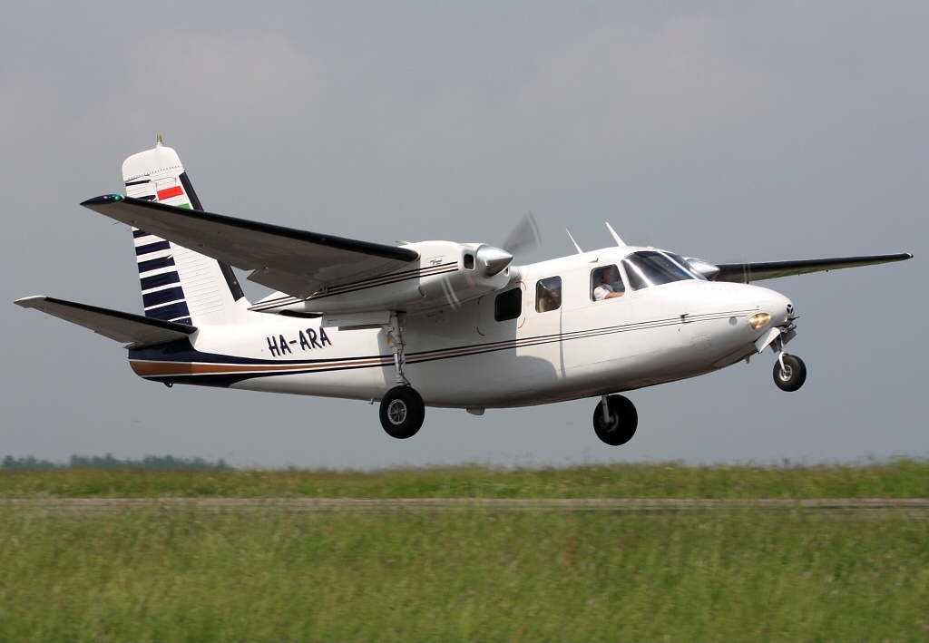 Aero Commander 500A civil