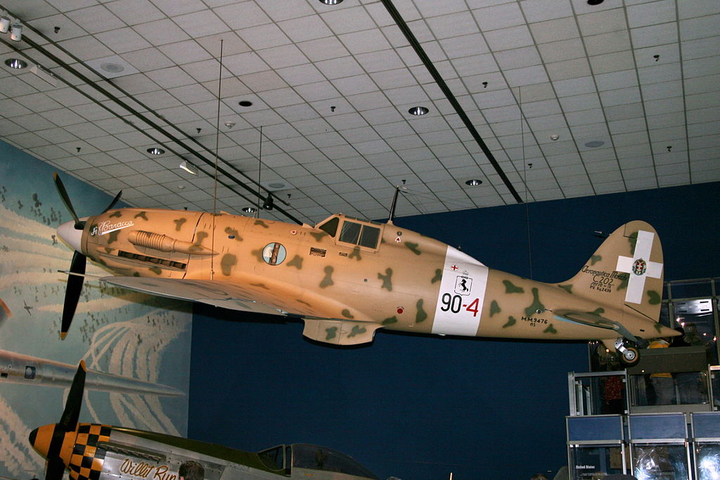 Macchi C.202 Folgore exposé vu de profil