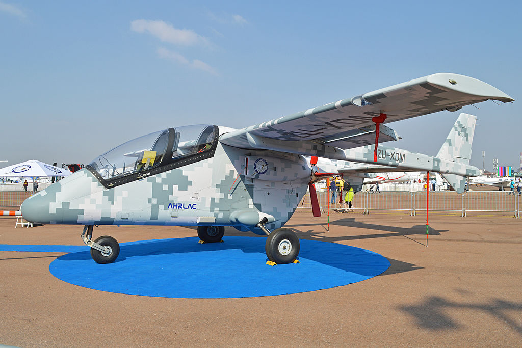 Paramount AHRLAC - Prototype au statique