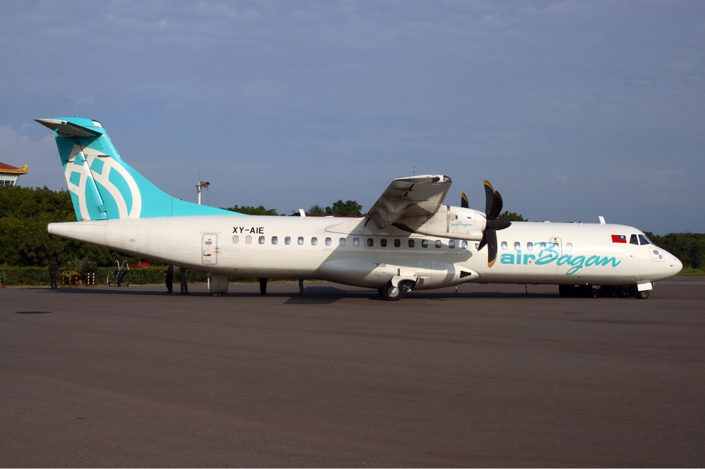 ATR 72-212 civil d'Air Bagan
