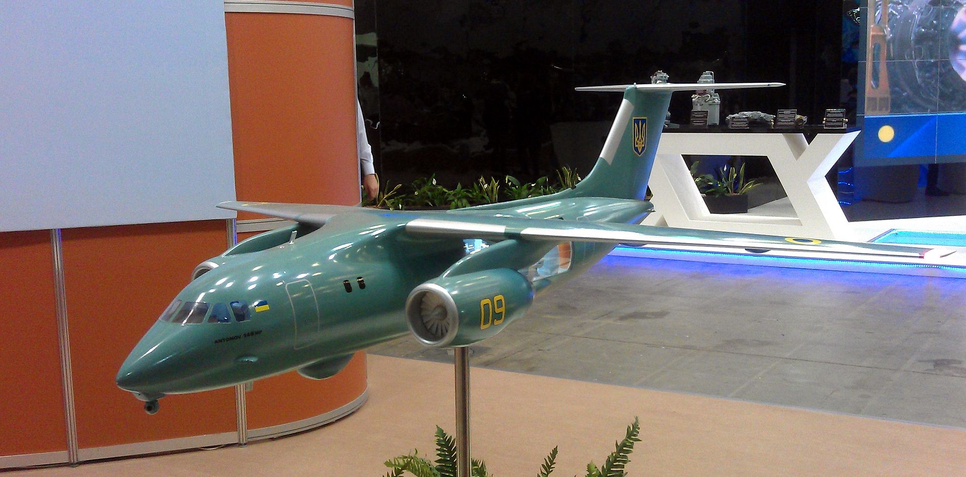 Antonov An-148MP - Maquette