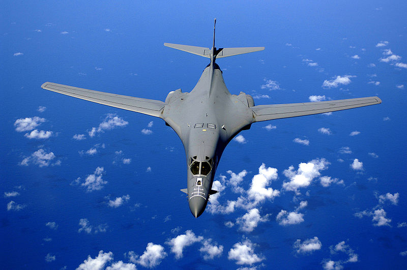 Rockwell B-1B Lancer de l'USAF au-dessus du Pacifique