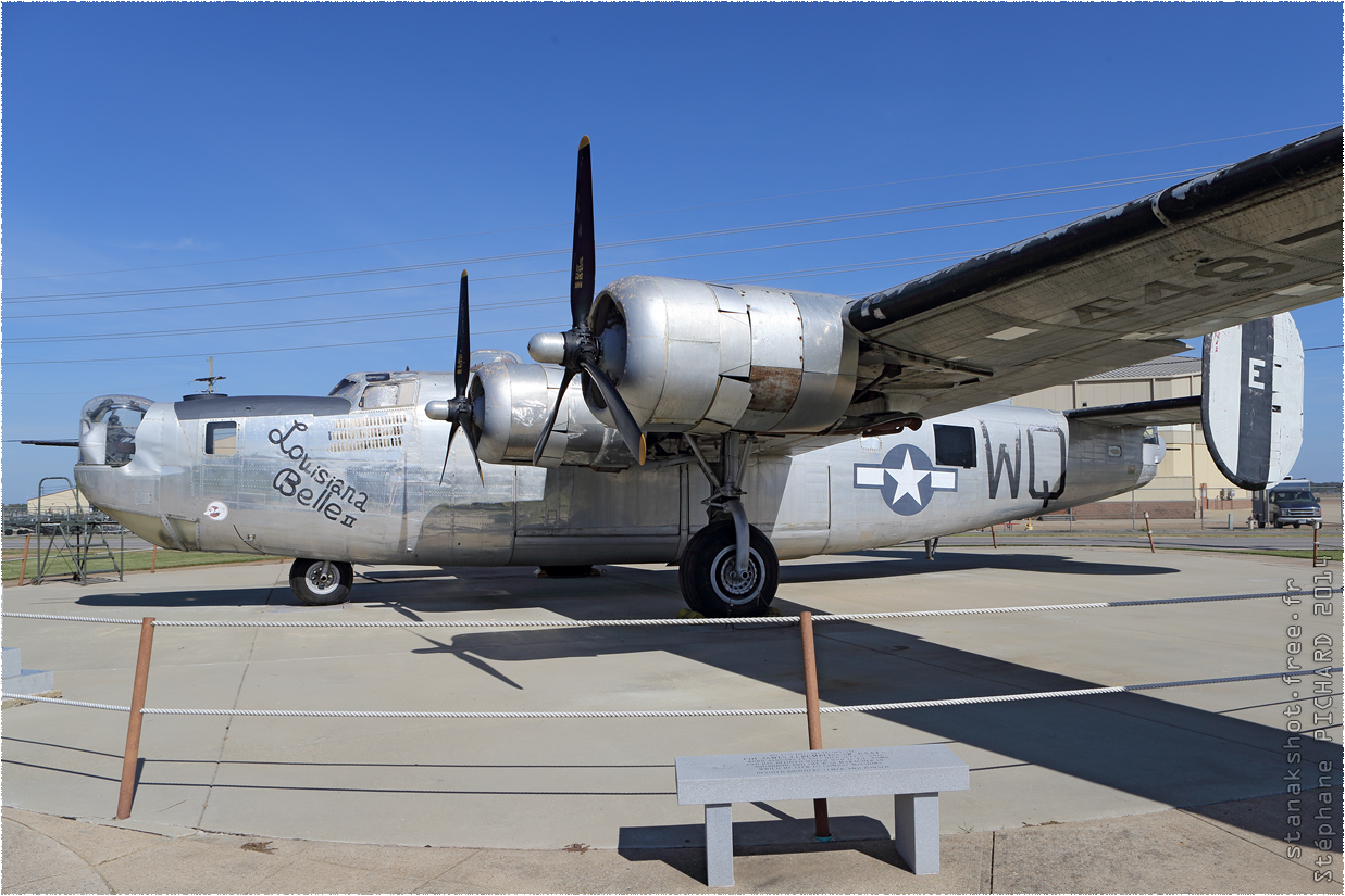 Consolidated B-24J Liberator de l'USAAF par Stanak