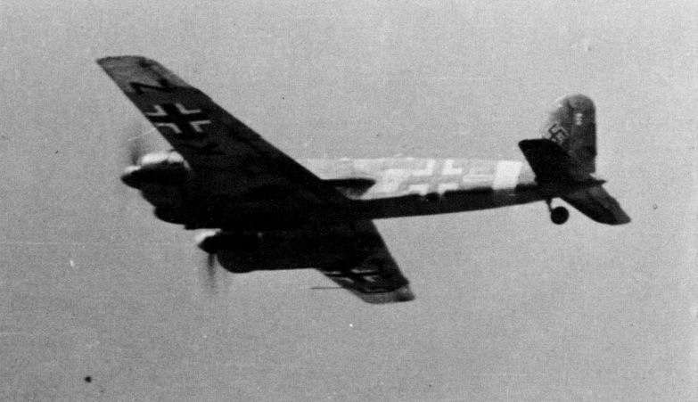 Henschel Hs 129B-2/R-2 en vol