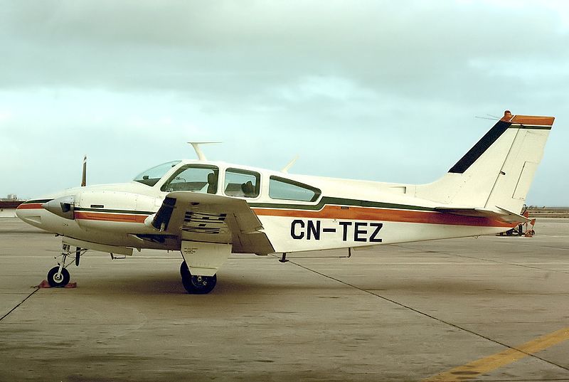 Beech 55 Baron (58) civil au sol