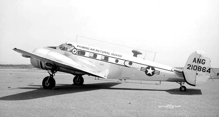 Beech 18 (C-45H) de l'ANG