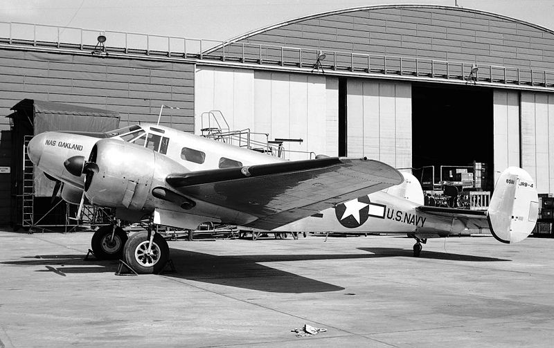 Beech 18 (JRB-4) de l'US Navy