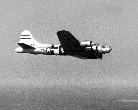 Boeing B-17 Flying Fortress (F-9) de l'USAAF en vol