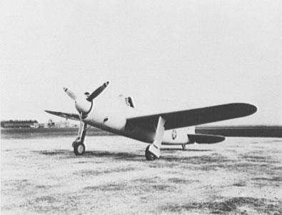 Brewster XSB2A-1 Buccaneer vu de l'avant