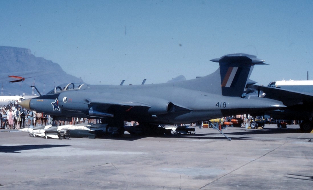 Blackburn Buccaneer S.50 sud-africain au statique