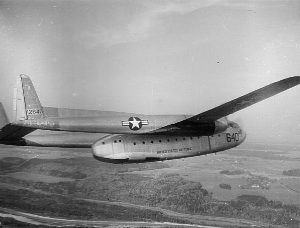Fairchild C-119C de l'USAF en vol