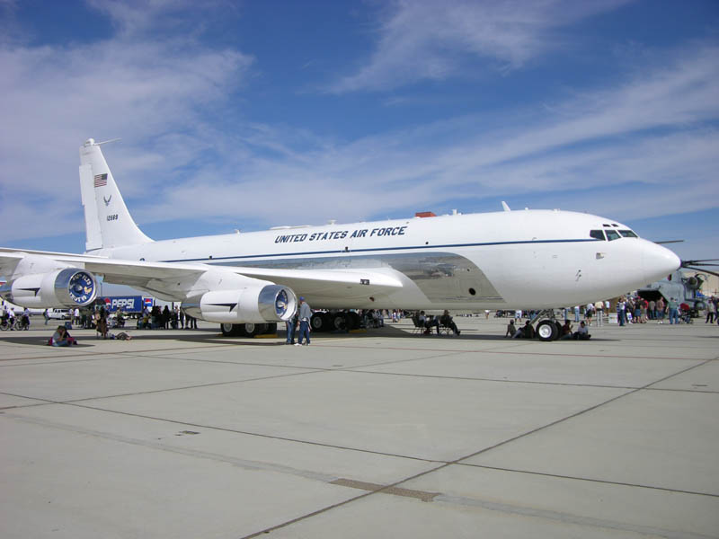 Boeing C-135C Stratolifter de l'USAF au sol