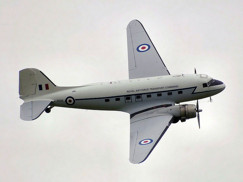 Douglas C-47B (Dakota Mk IV) de la RAF