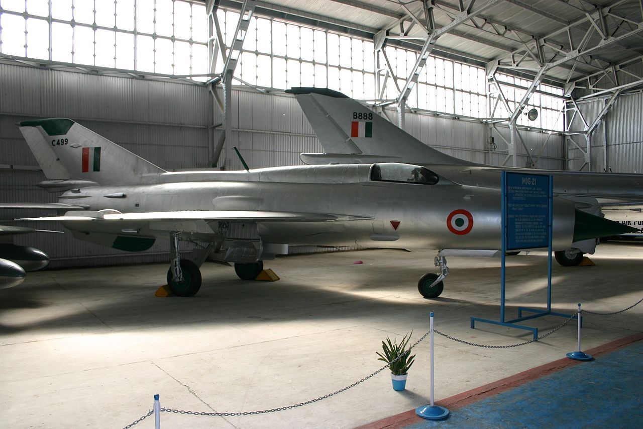 Mikoyan-Gourevitch MiG-21FL Type 77 indien