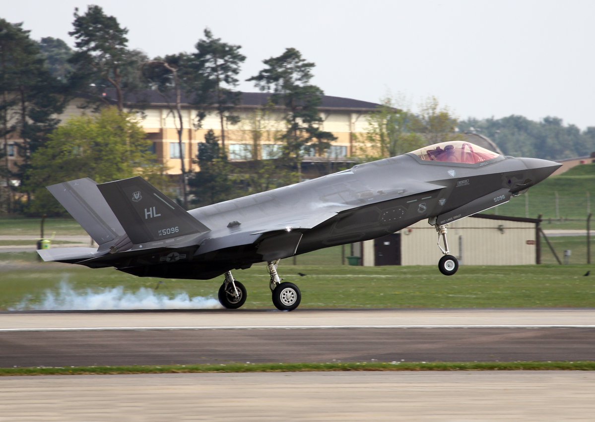 Lockheed-Martin F-35A Lightning II de l'USAF au décollage