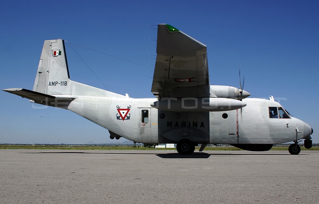 Casa C-212-400 de la marine mexicaine