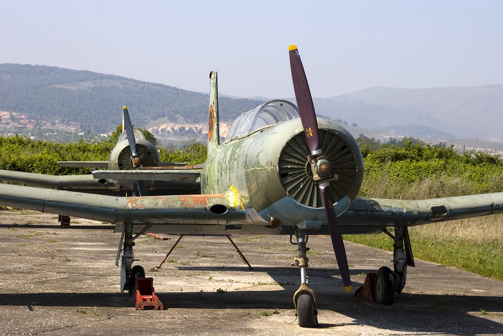 Nanchang CJ-6 (PT-6) albanais