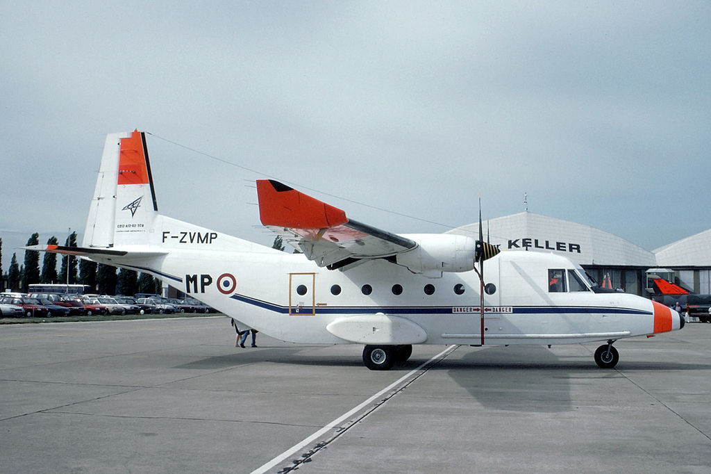 Casa C-212-300 français du CEV
