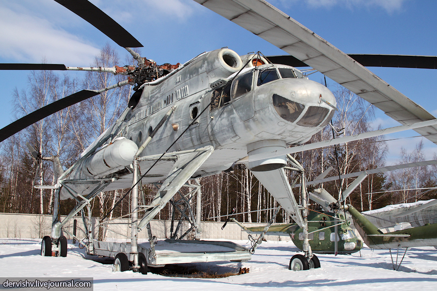 Mil Mi-10 Harke vu de l'avant