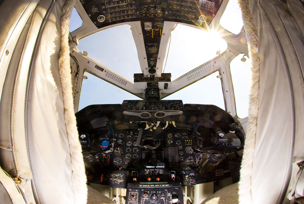 North American Sabreliner 60 - Cockpit