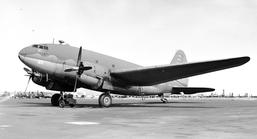Curtiss C-46 Commando (R5C-1) de l'US Marine Corp