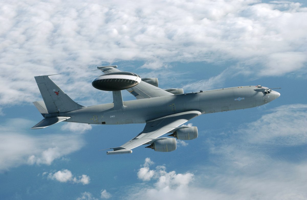 Boeing E-3D Sentry de la RAF en vol