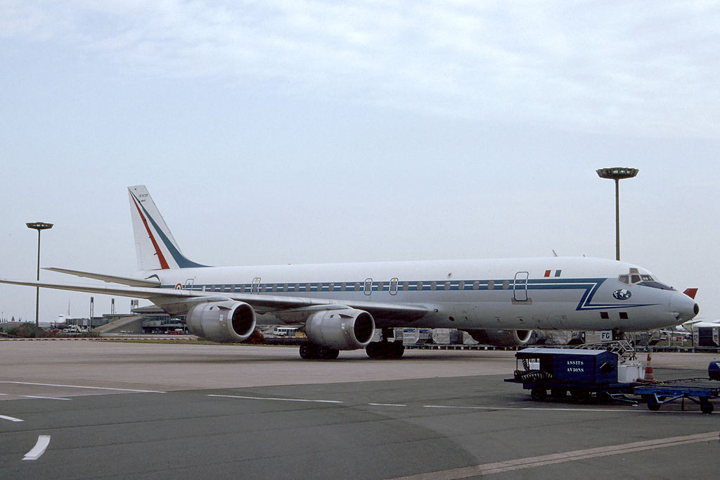 Douglas DC-8-72CF français
