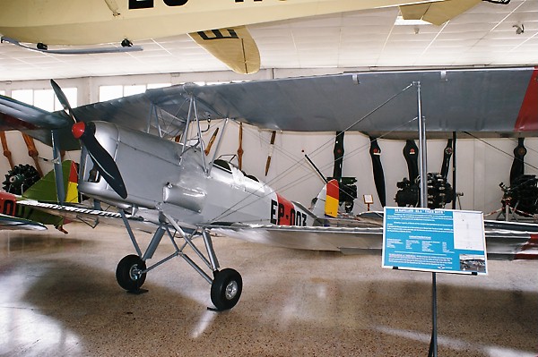 De Havilland DH-82A Tiger Moth républicain espagnol