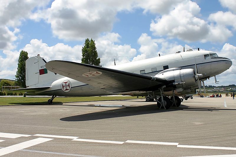 Douglas C-47A Dakota portugais