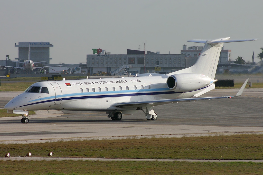 Embraer ERJ-135BJ Legacy 600 angolais