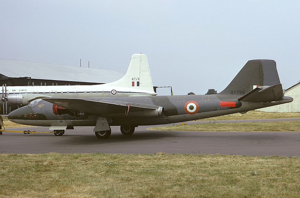 BAC Canberra T.4 indien