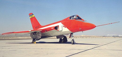 Douglas F5D Skylancer piloté par Neil Armstrong