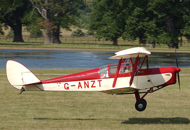 De Havilland DH-82 Thruxton Jackaroo civil
