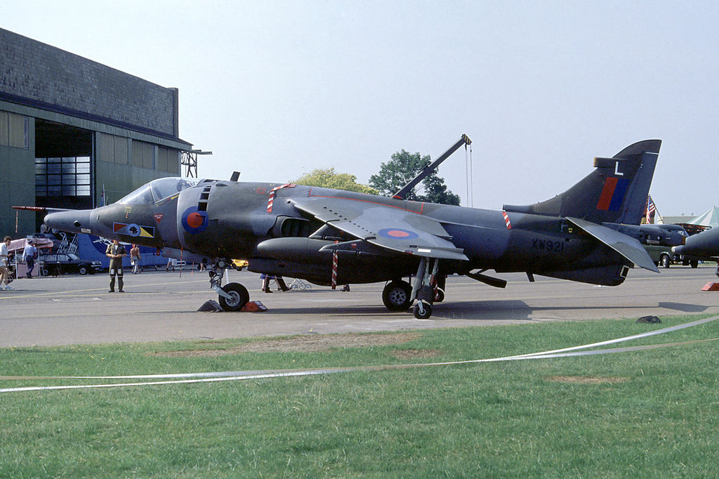 Hawker Harrier GR.3 de la RAF au sol