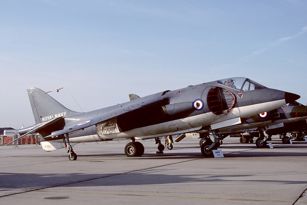 Hawker P.1127 Kestrel XP980 aux couleurs de la Royal Navy