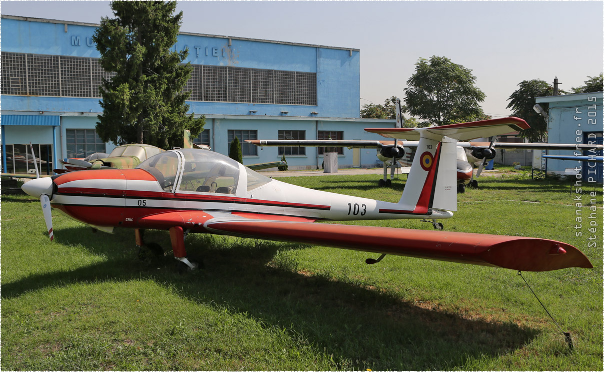 IAR IS-28MA roumain par Stanak