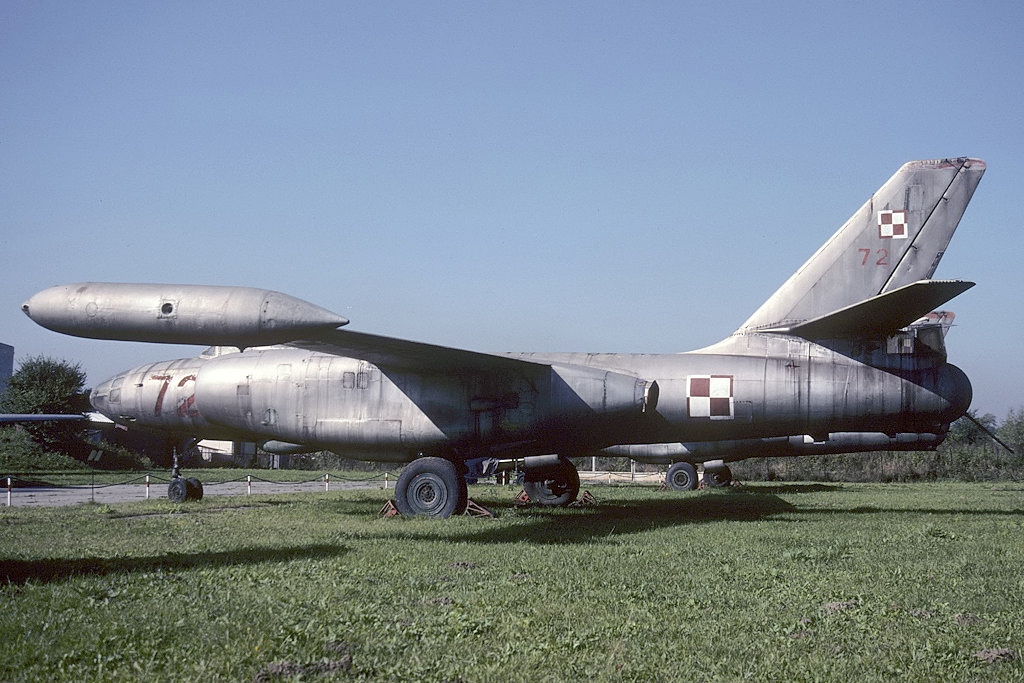 Iliouchine Il-28R Beagle polonais