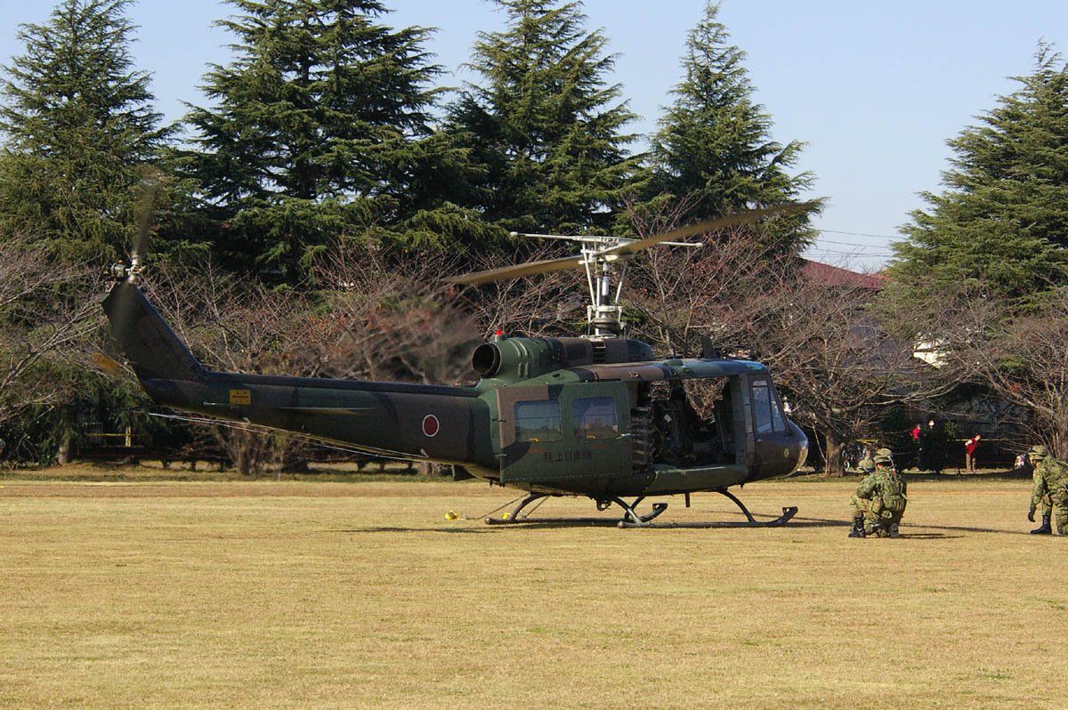 Bell/Fuji UH-1H Huey de l'armée japonaise