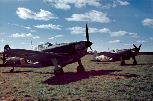 Morane-Saulnier MS.406 finlandais alignés