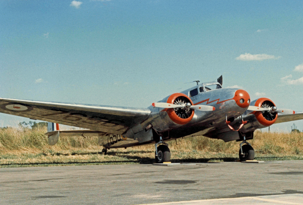 Lockheed 10A Electra aux couleurs canadiennes
