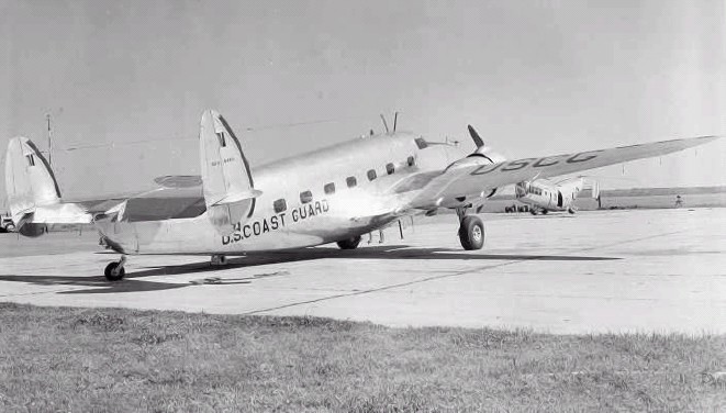 Lockheed 18 Lodestar (R5O-4) de l'US Coast Guards