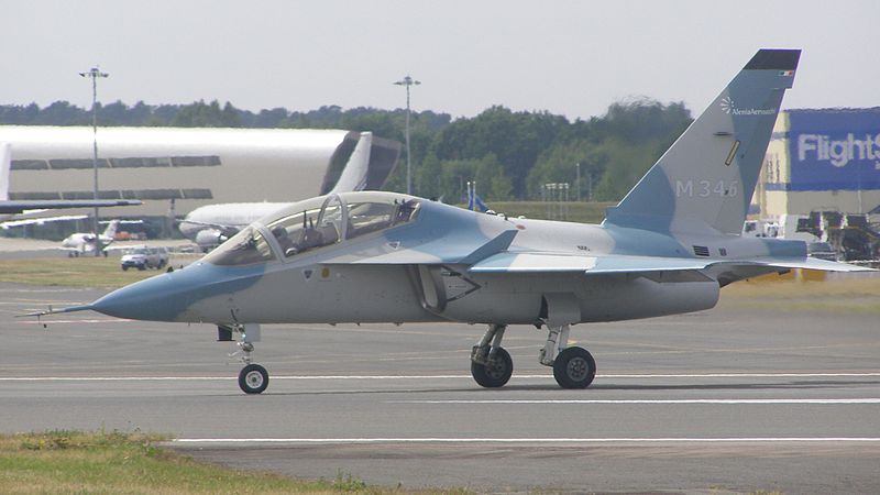 Alenia M-346 Master - Prototype n° 2 au sol